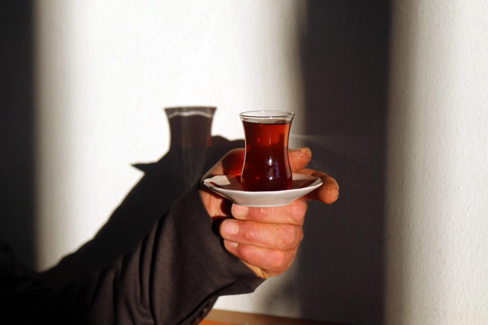 Elazığlılar Dikkat, Çay Değil Zehir İçiyor Olabilirsiniz!