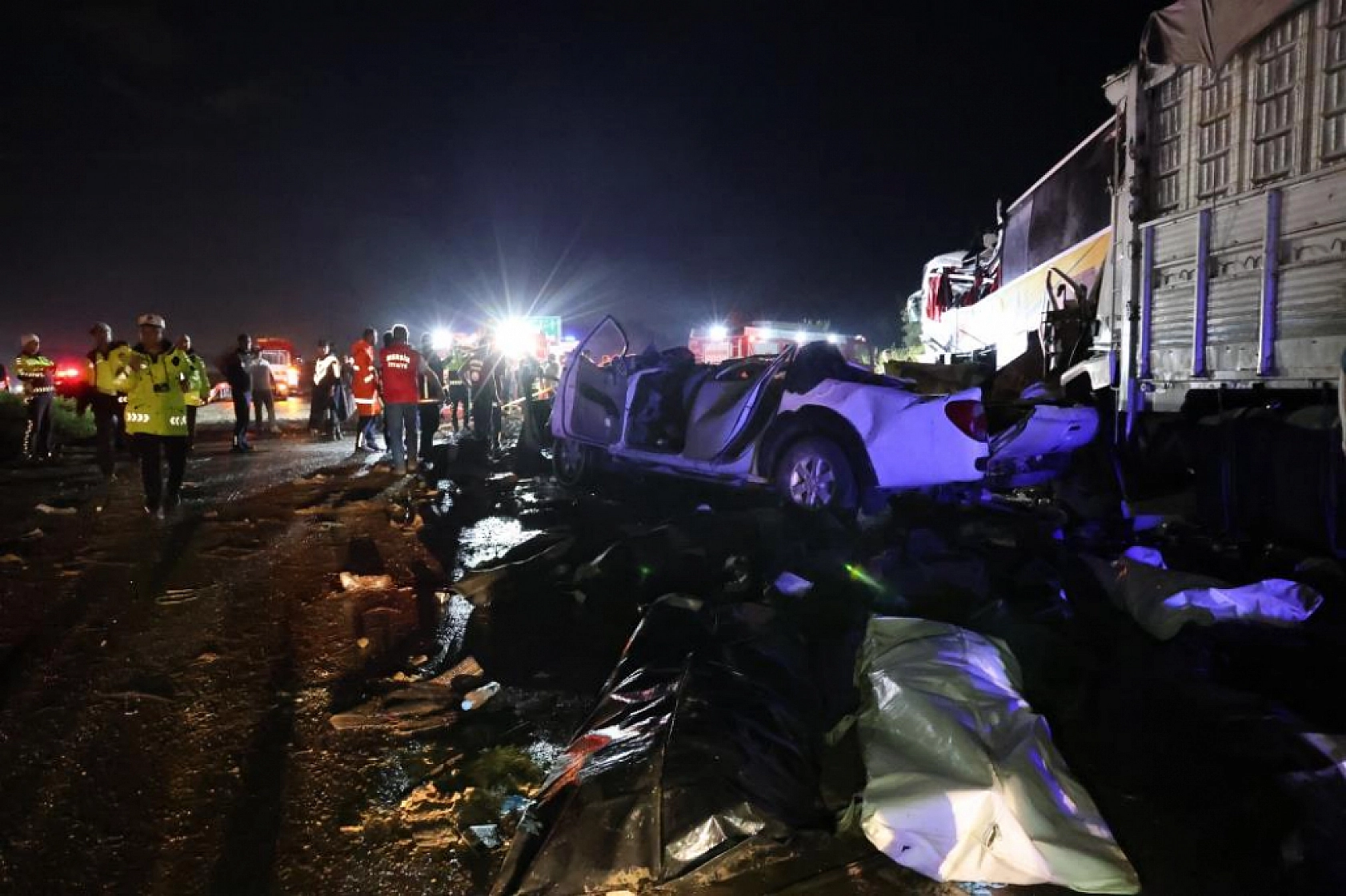 10 Kişinin Can Verdiği Kazadan Korkunç Görüntüler!