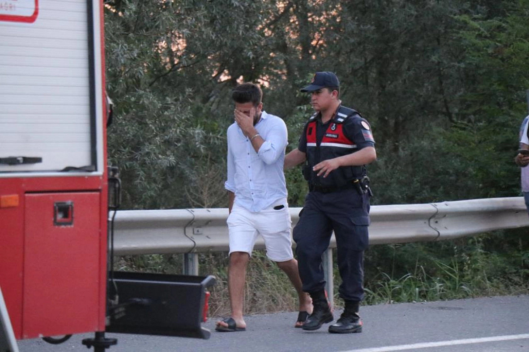 Yol Kenarında Tuvaletini Yapmak İsteyen Adamın Hazin Sonu