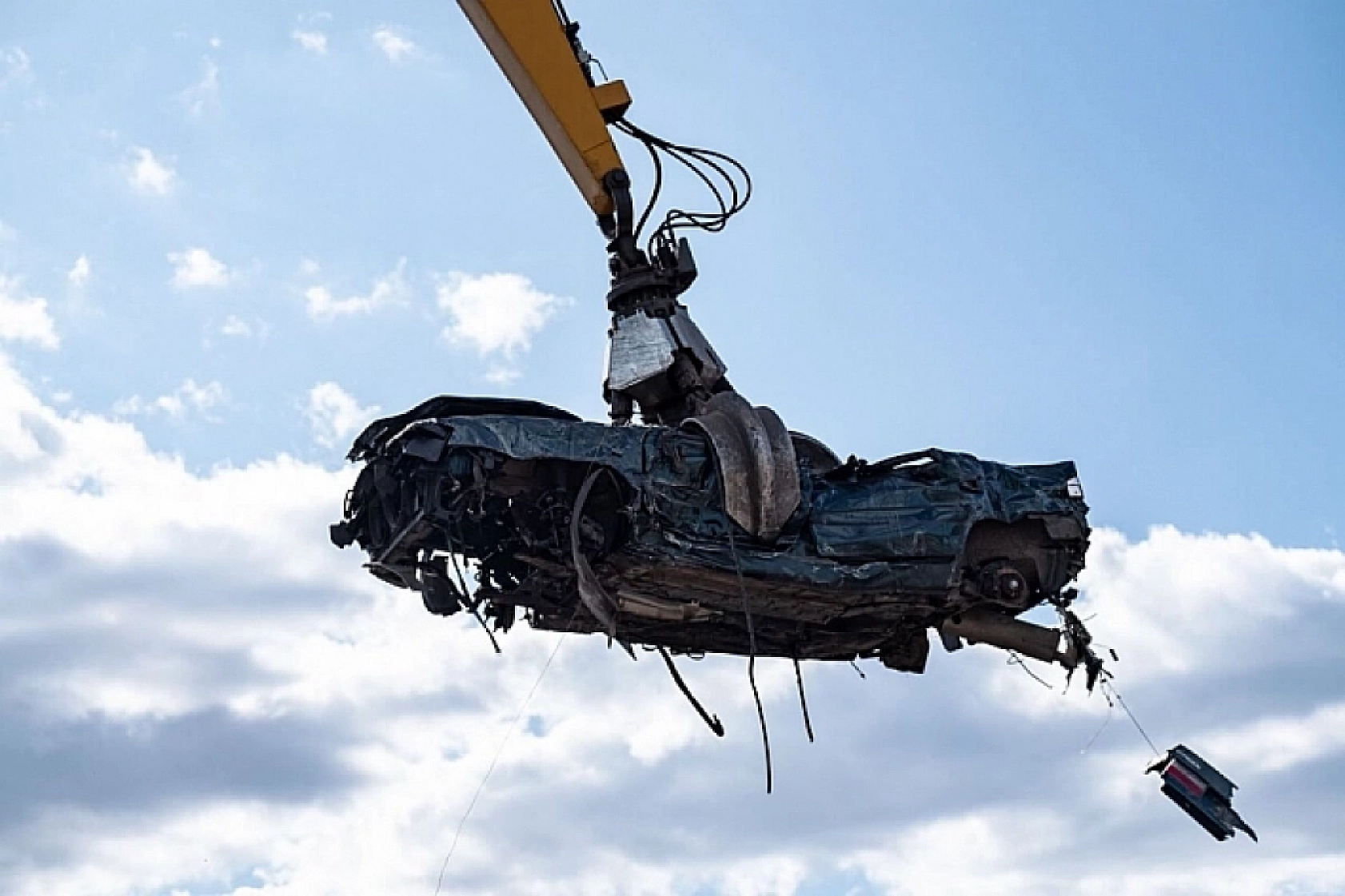 25 yaş üstü araçlara vergi muafiyeti geliyor!