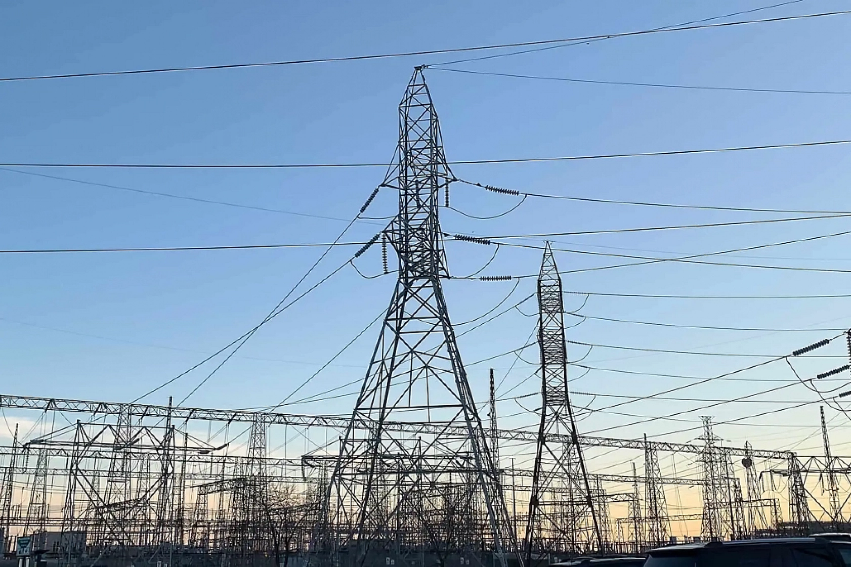 Elazığ'da birçok bölge elektriksiz kalacak! Pazar gününüz zehir olmasın… 23 Kasım 2025 planlı kesinti listesi açıklandı