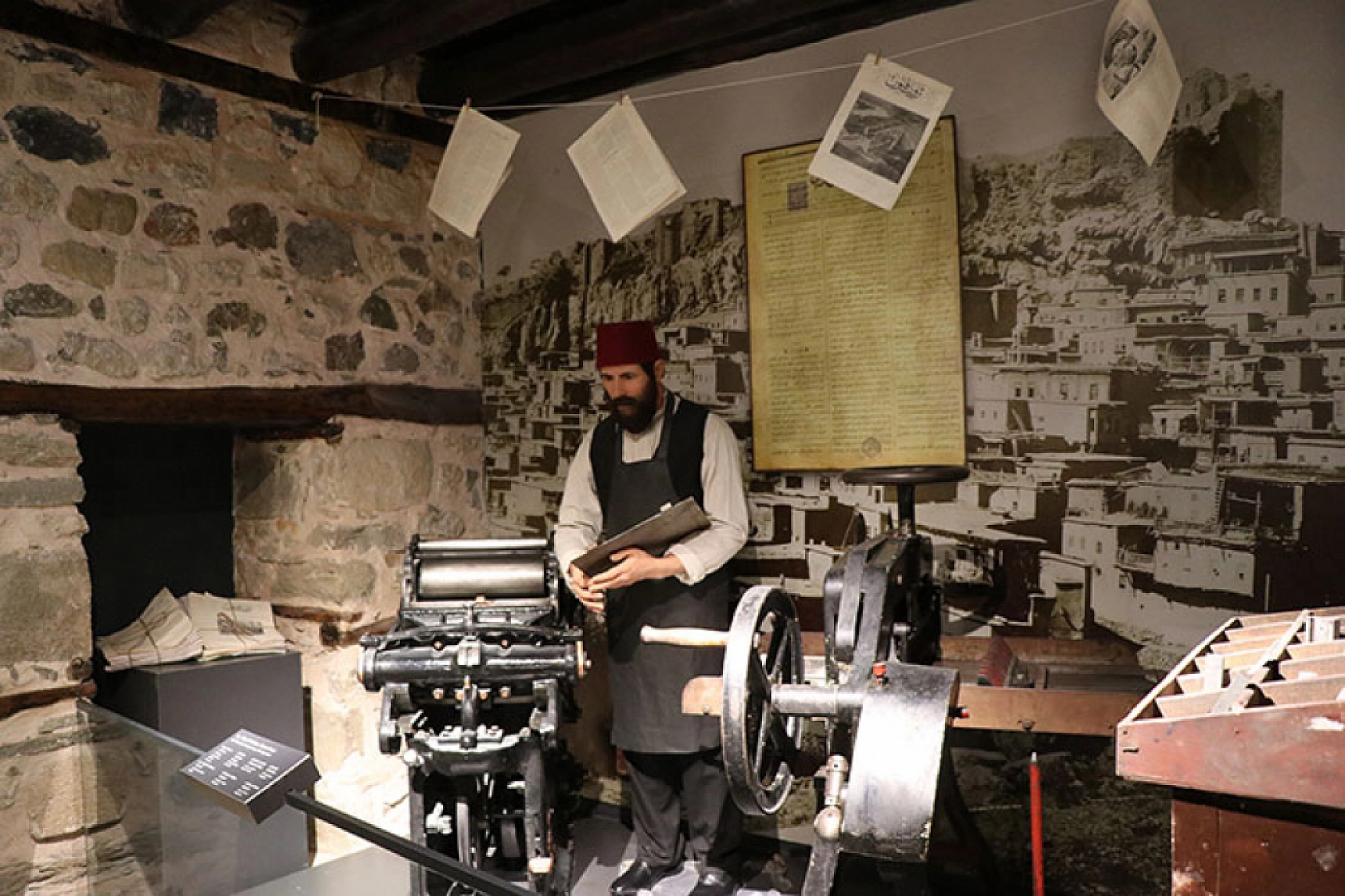 Elazığ'da buraları gezmeyenler bin pişman! Elazığ'a gelen ünlüler ilk buralara gidiyor