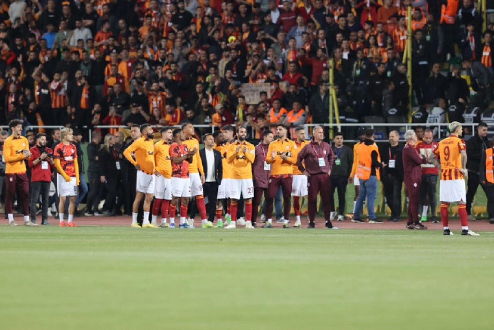 GALATASARAY-YOUNG BOYS MAÇI HANGİ KANALDA? Galatasaray Young Boys maçı ne zaman? Maç şifresiz mi?