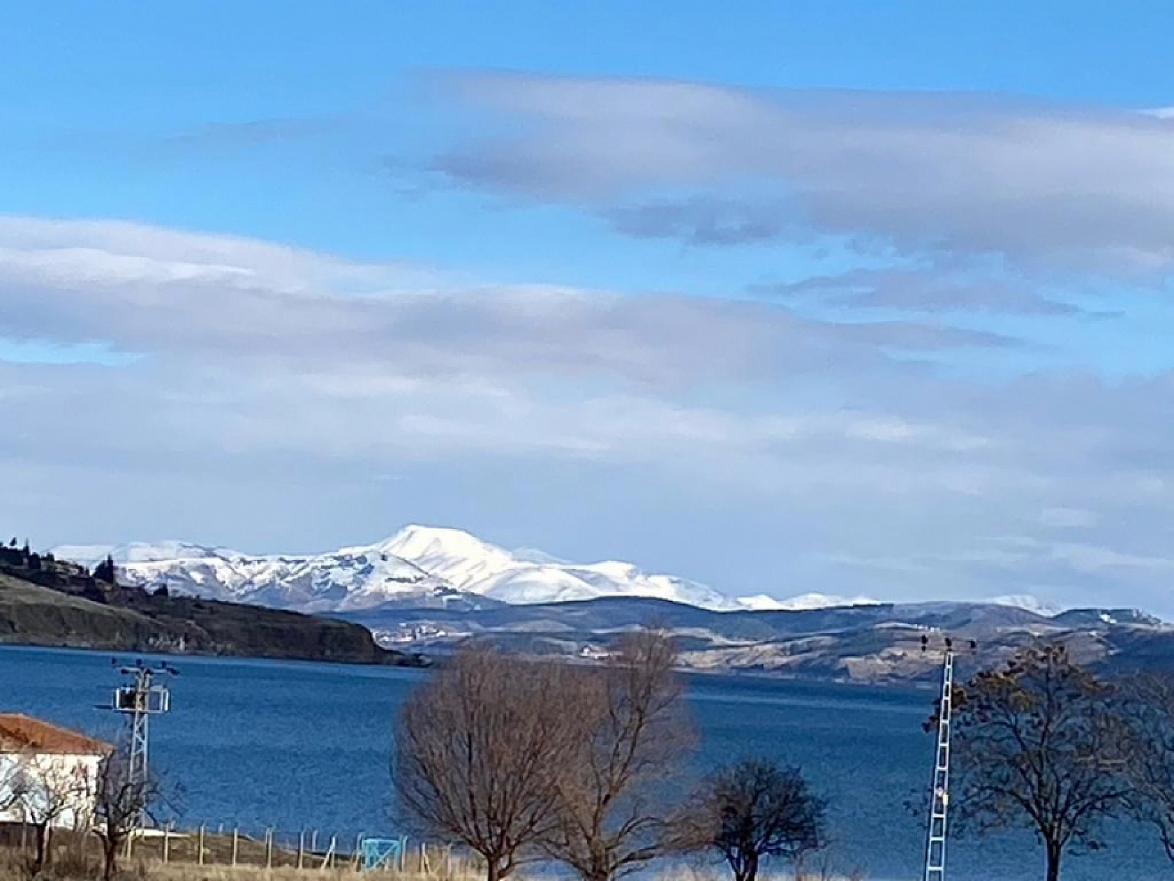 Elazığ'da masmavi bir güzelliğin ardından muhteşem bir çağrı var!