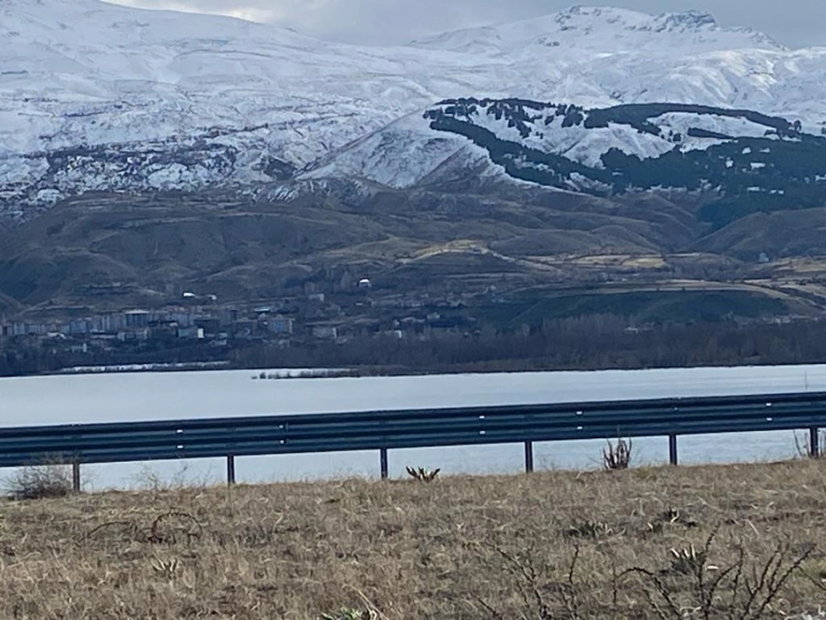 Elazığ'da masmavi bir güzelliğin ardından muhteşem bir çağrı var!