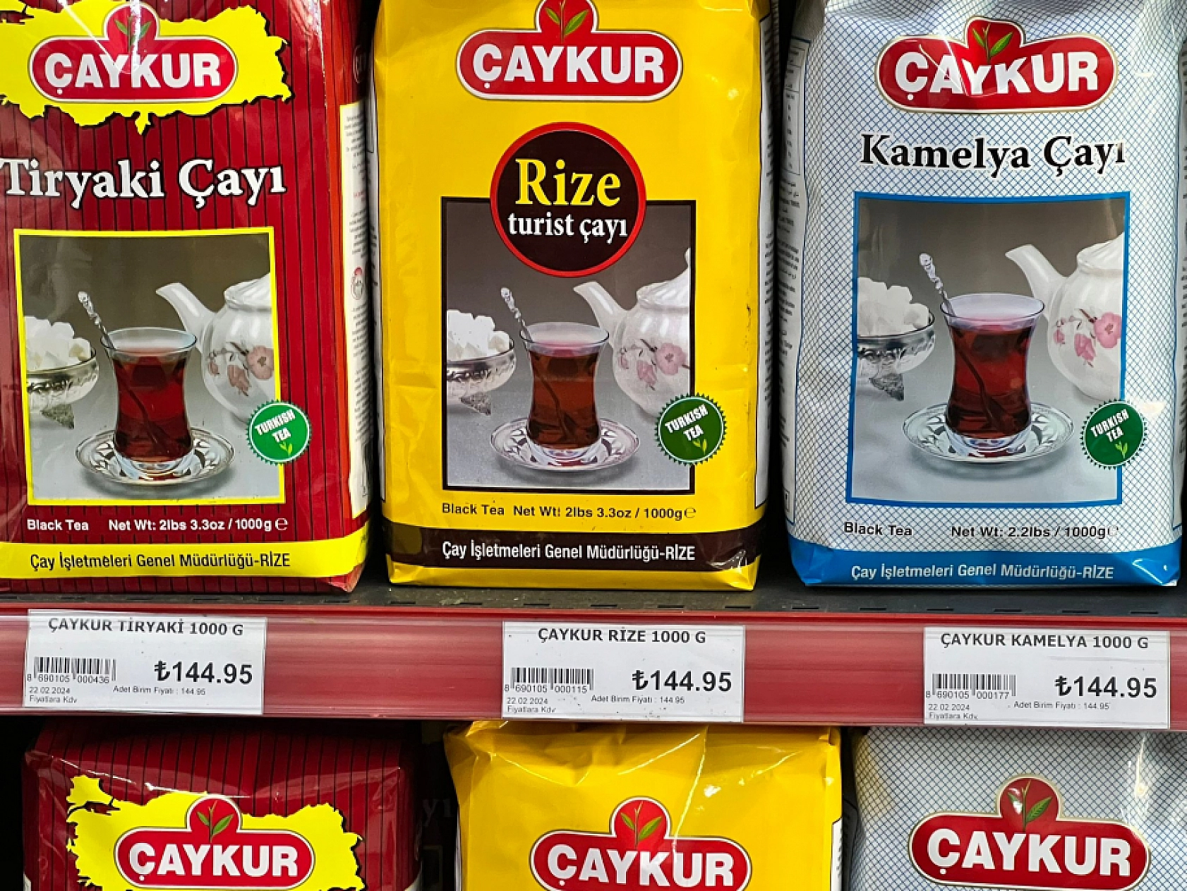 Elazığ'daki Bu Market Çıldırdı! İndirimleri Duyanlar Kapıda Kuyruk Olacak!