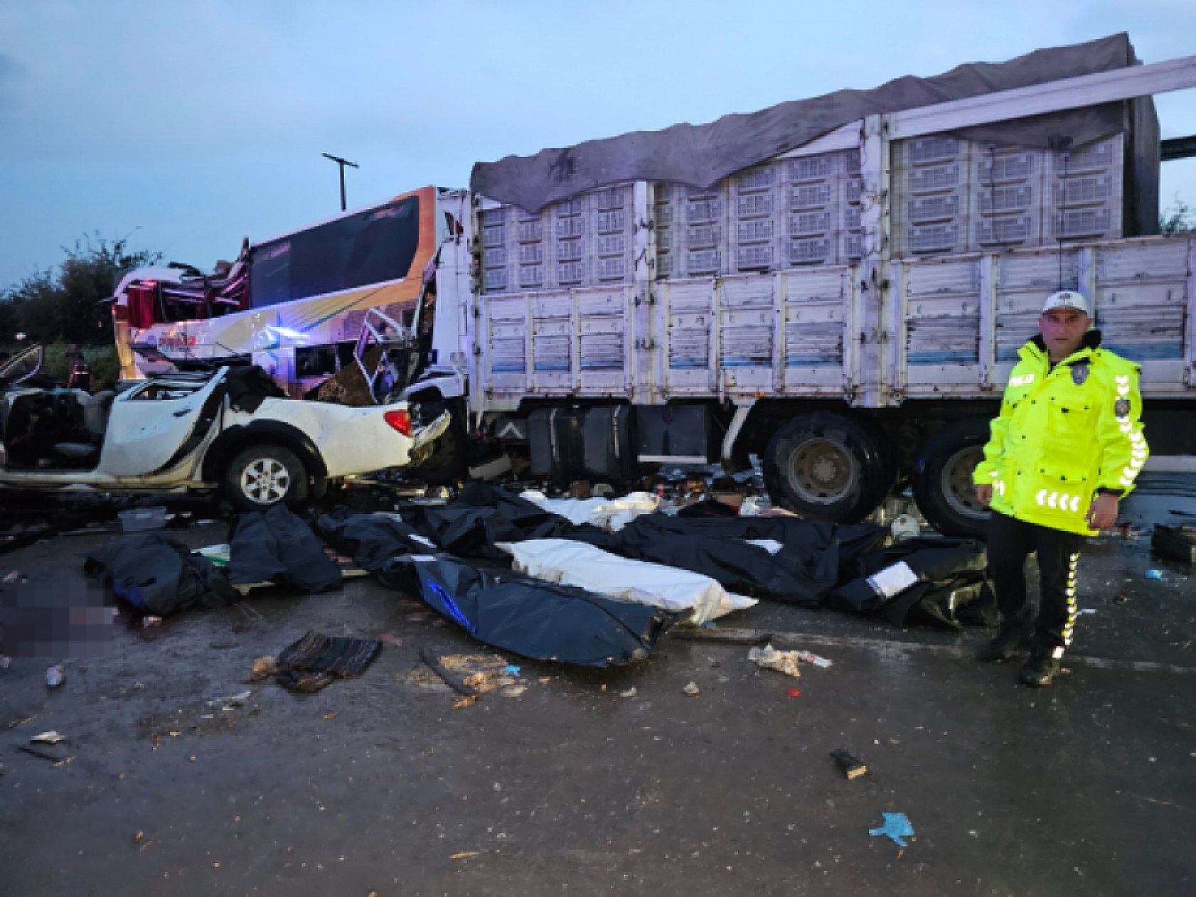 10 Kişinin Can Verdiği Kazadan Korkunç Görüntüler!