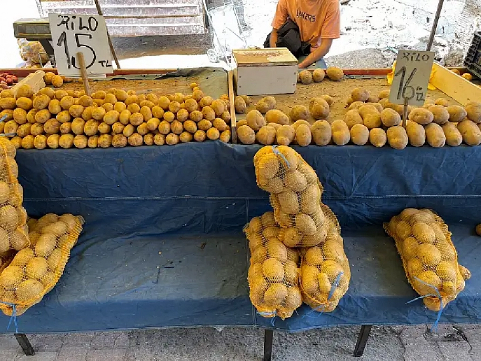 Elazığ'da Artık Markete Gitmenize Gerek Yok, Pazar Fiyatları Dibe Vurdu!