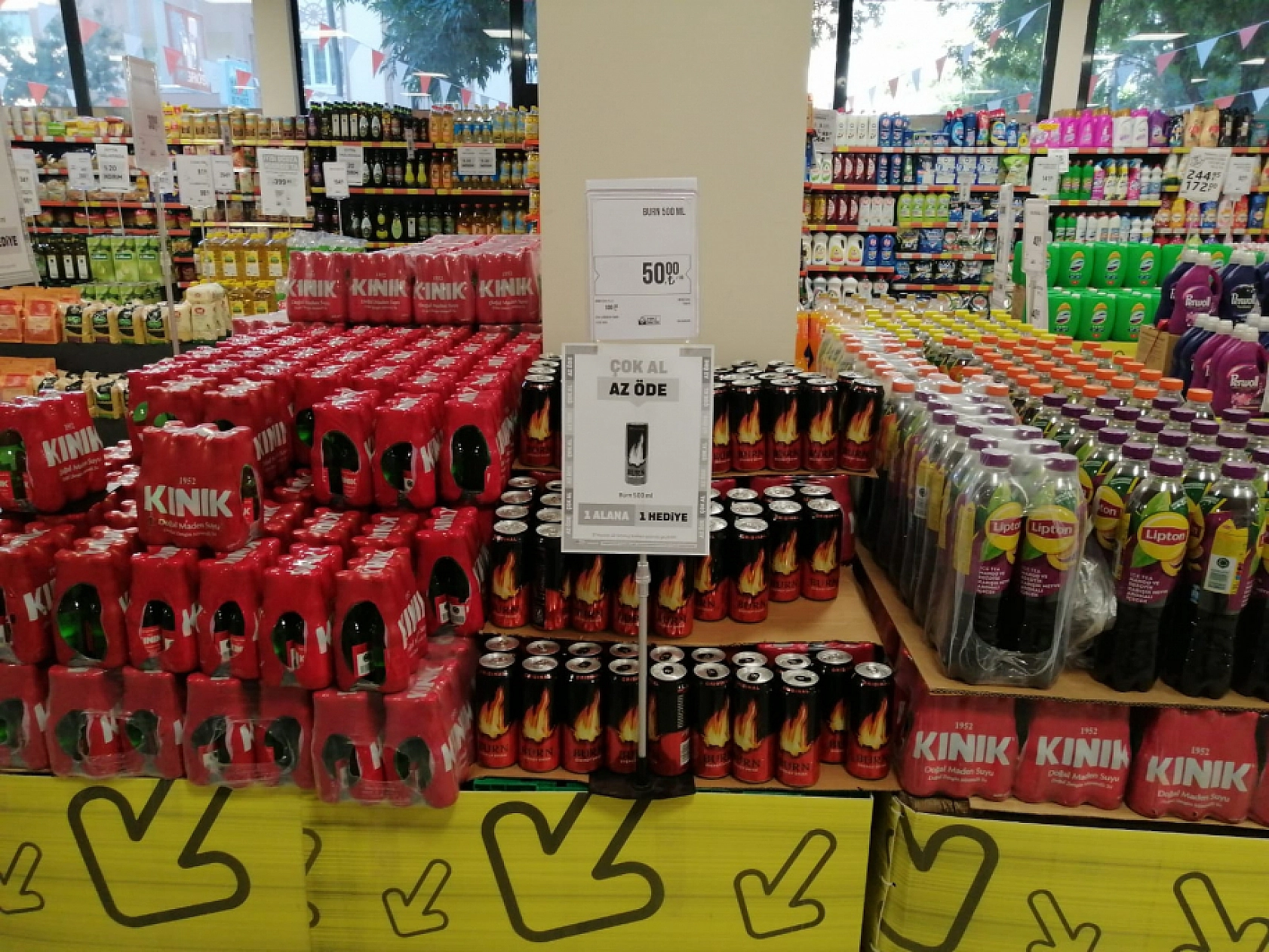 Elazığ'ın İndirimiyle Ünlü Marketi Yine Yapacağını Yaptı: Ya Yetişirsiz Ya Yetişemezsiz