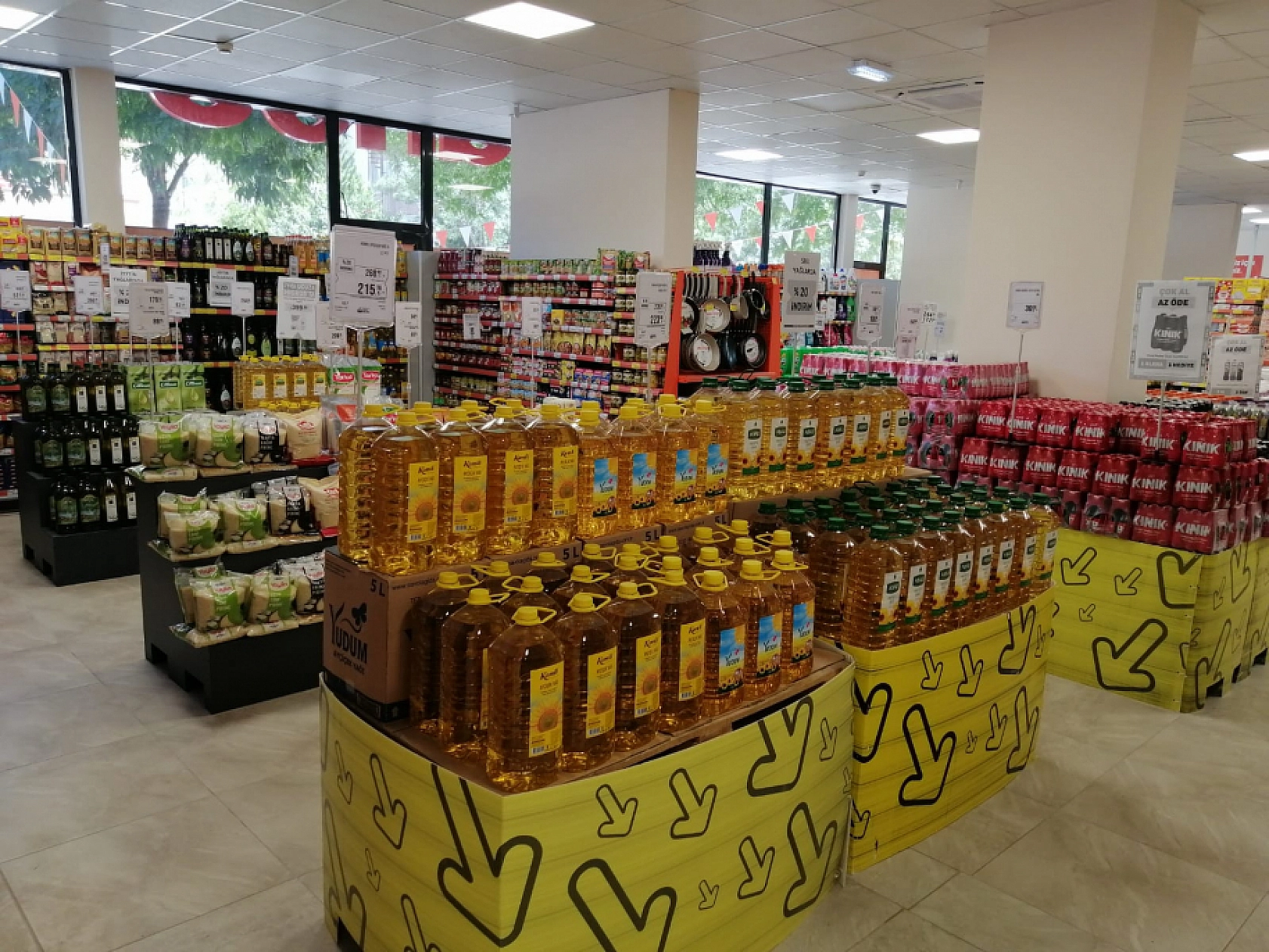 Elazığ'ın İndirimiyle Ünlü Marketi Yine Yapacağını Yaptı: Ya Yetişirsiz Ya Yetişemezsiz