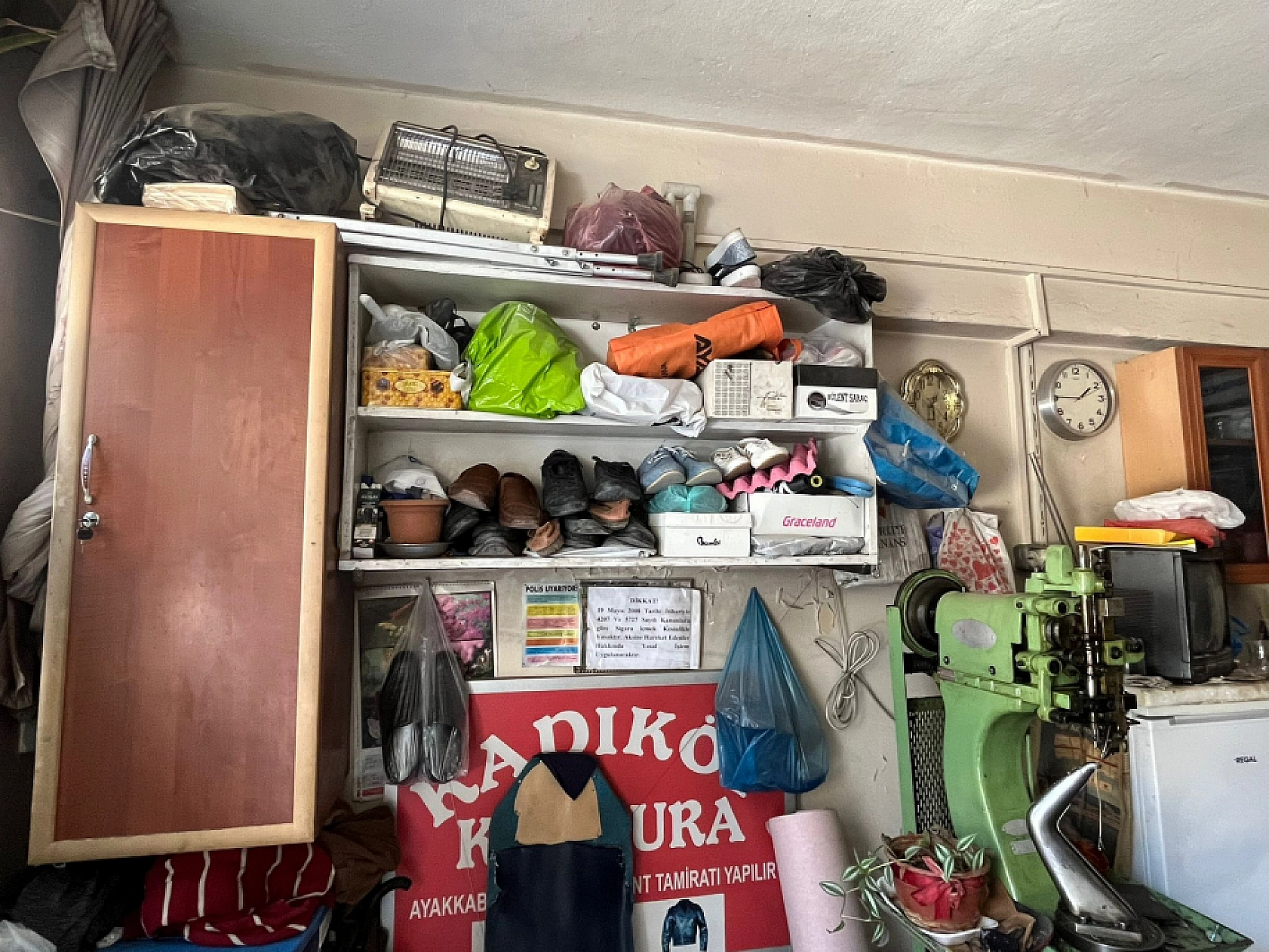 Elazığ'da Ufacık Dükkana Sığdırılan Yarım Asır