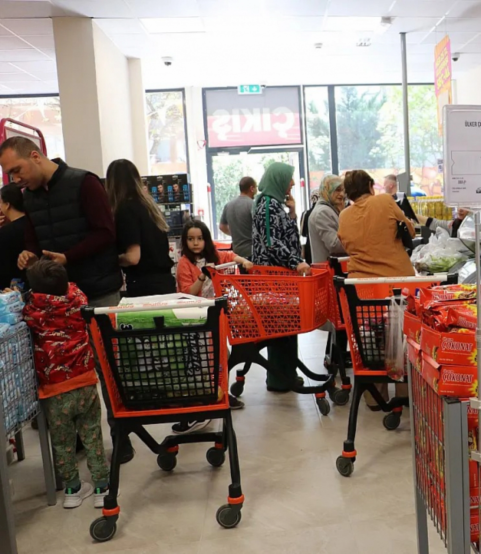 Çocuğu Olanlar Elazığ'da Bu Markete Koşacak! Dev İndirimler ve Bir Alana Bir Bedava