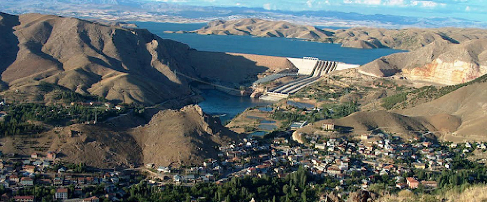 Elazığ'ın En Gelişmiş İlçesi Belli Oldu: Diğer İlçelere Taş Çıkartıyor!