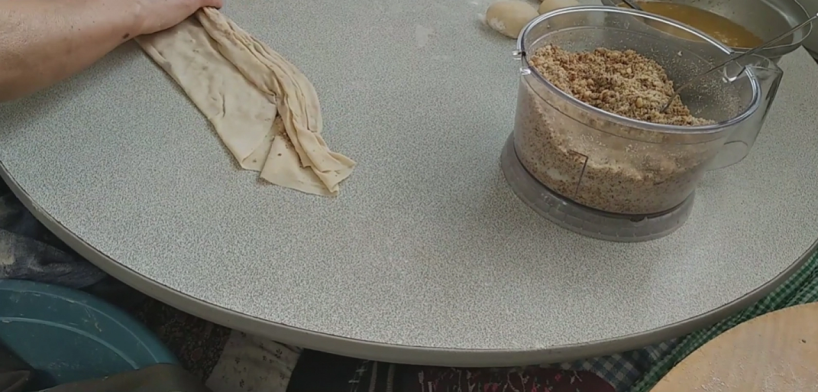 Tadı damak çatlatıyor! Elazığ'ın yöresel tatlısını deneyenler sürekli adından bahsediyor