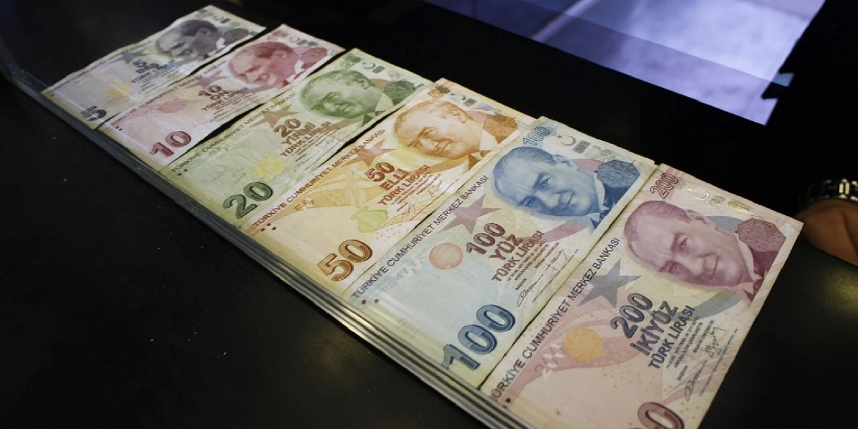 Memur ve emekli maaşları ne kadar olacak? Emekliye yüzde kaç zam gelecek? İşte en güçlü senaryolar