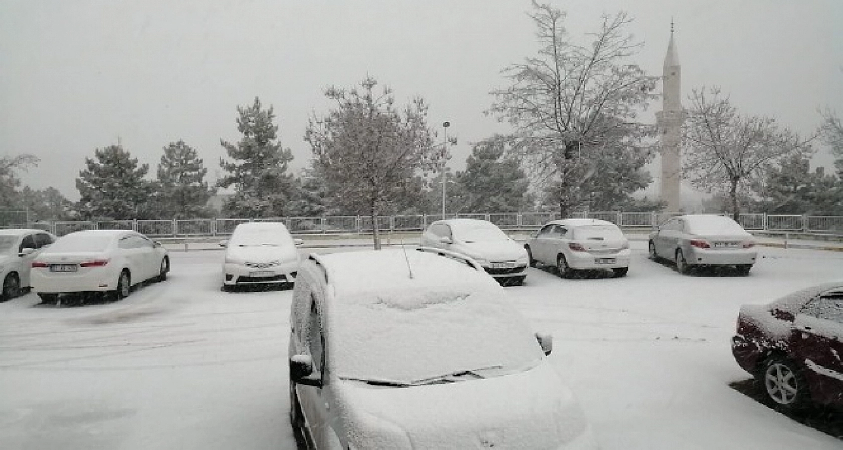 Herkes Bunu Bekliyordu! Elazığ'ın Beyaza Bürüneceği Tarih Belli Oldu: Okullar Erken Tatil Olabilir