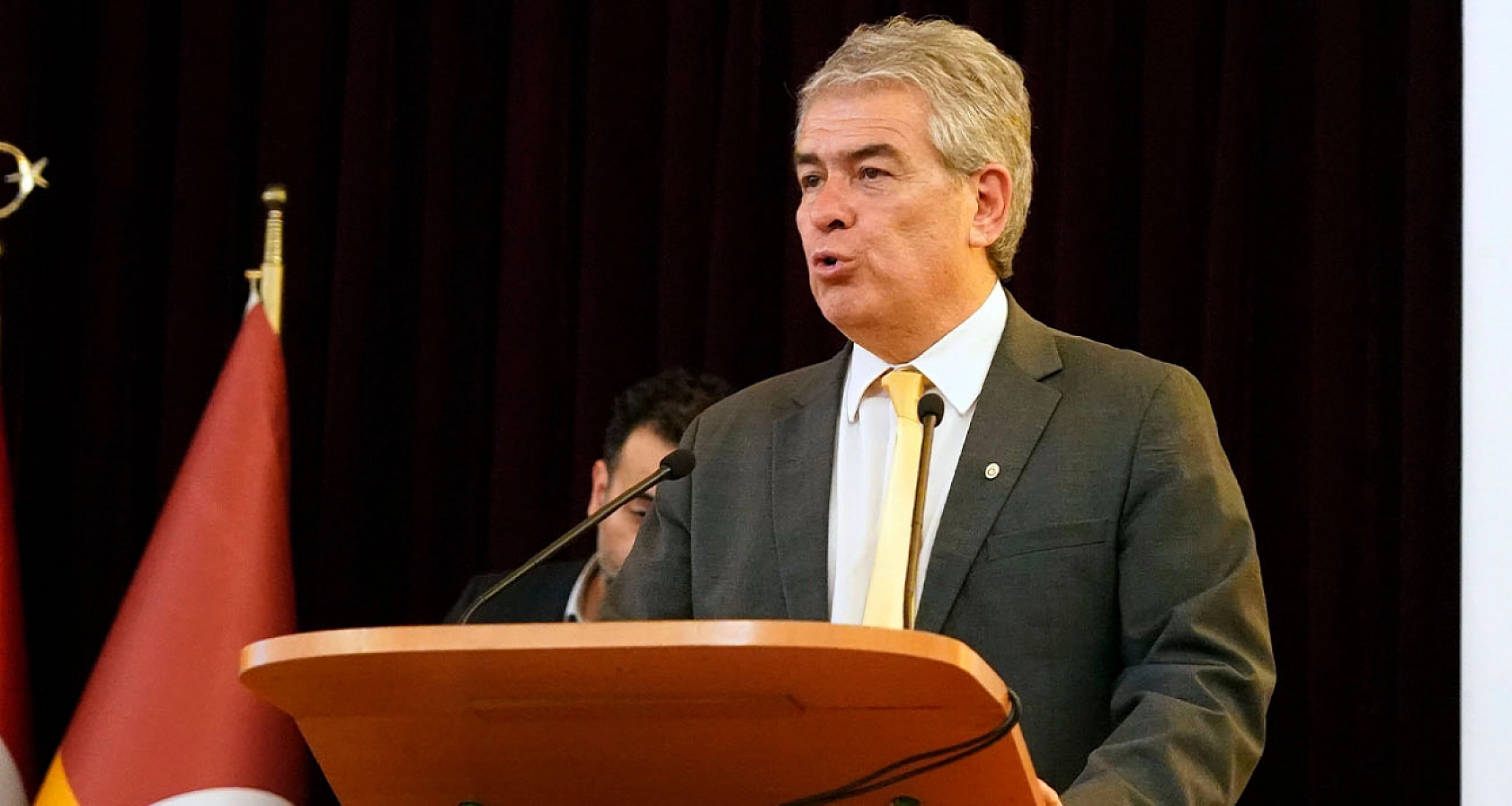 Süheyl Batum: Spor Bakanı? O tatilde