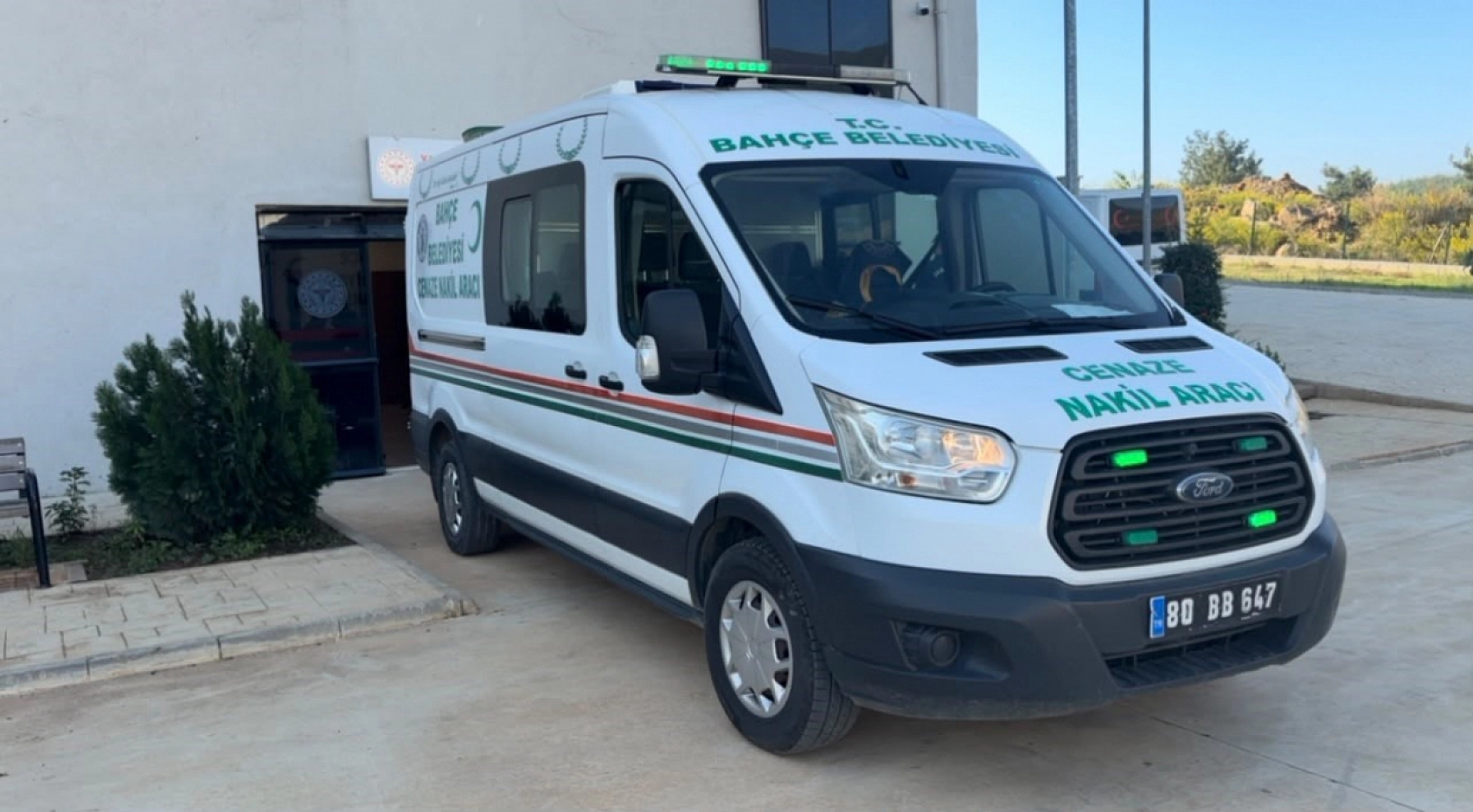Eşini vurduktan sonra ambulansı arayıp hayatına son verdi