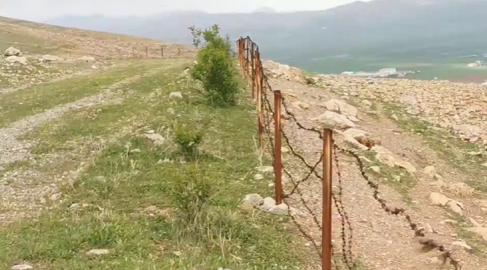 Elazığ'da 700 metrelik dağın içinden gökyüzü görünüyor! Birçok Elazığlı burayı bilmiyor