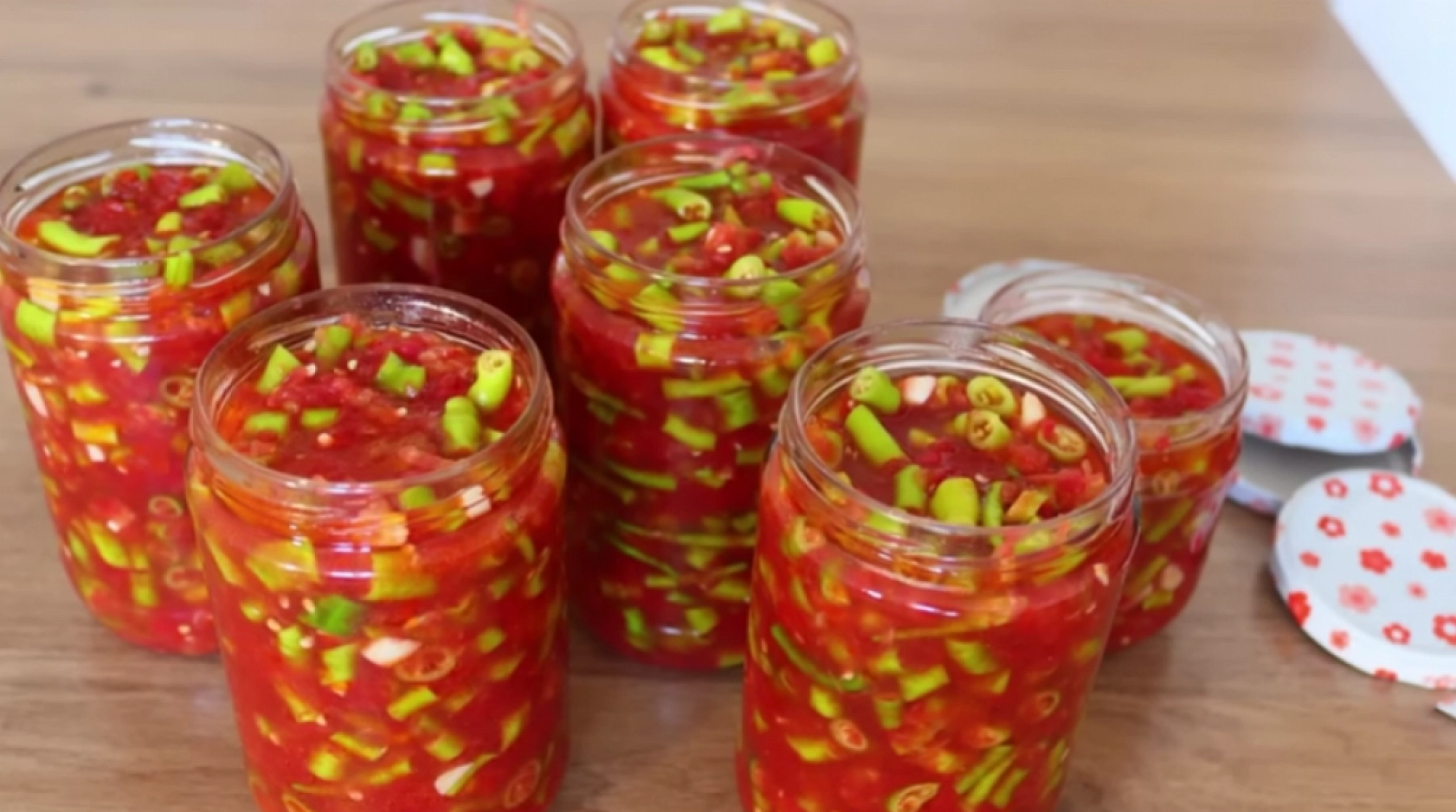 Hem market hem ev yapımı konservelerde gözden kaçan tehlike! Hatayı yapanlar ölümle burun buruna