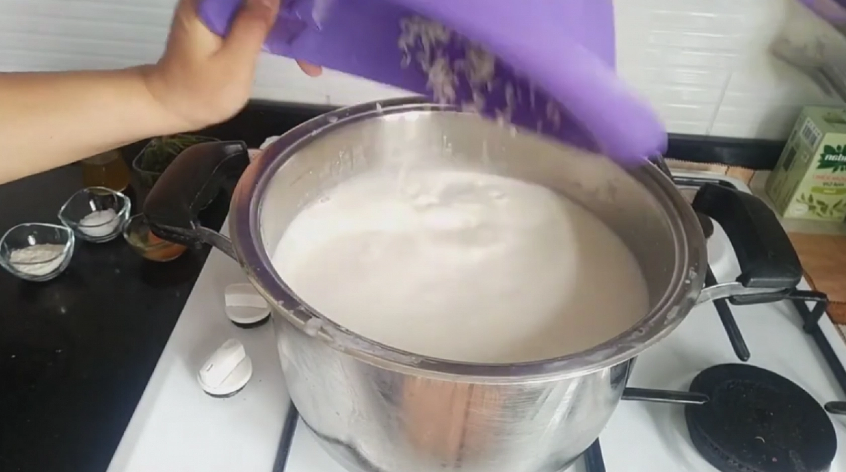 Bu çorba sadece Elazığ'da yapılıyor! Tadına bakan bir daha vazgeçemiyor