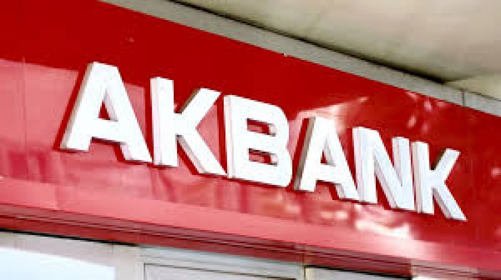 Elazığ'da O Bankadan 9 Adet İphone 14, 15 Kişiye 20.000 TL Çek ve 10 Kişiye 10.000 TL Akaryakıt Hediye Fırsatı!