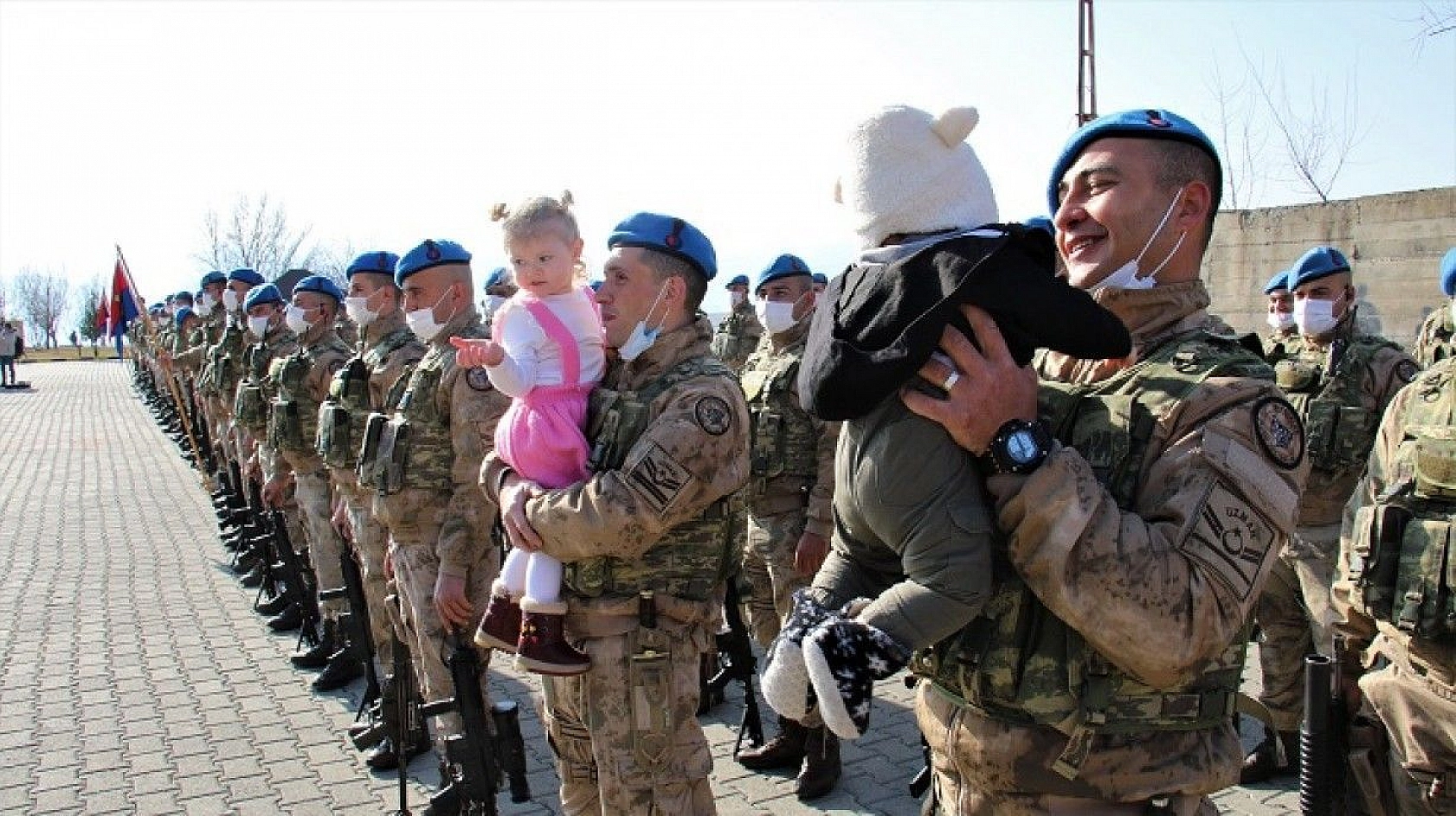 JÖH timleri Elazığ'dan Suriyeye uğurlandı