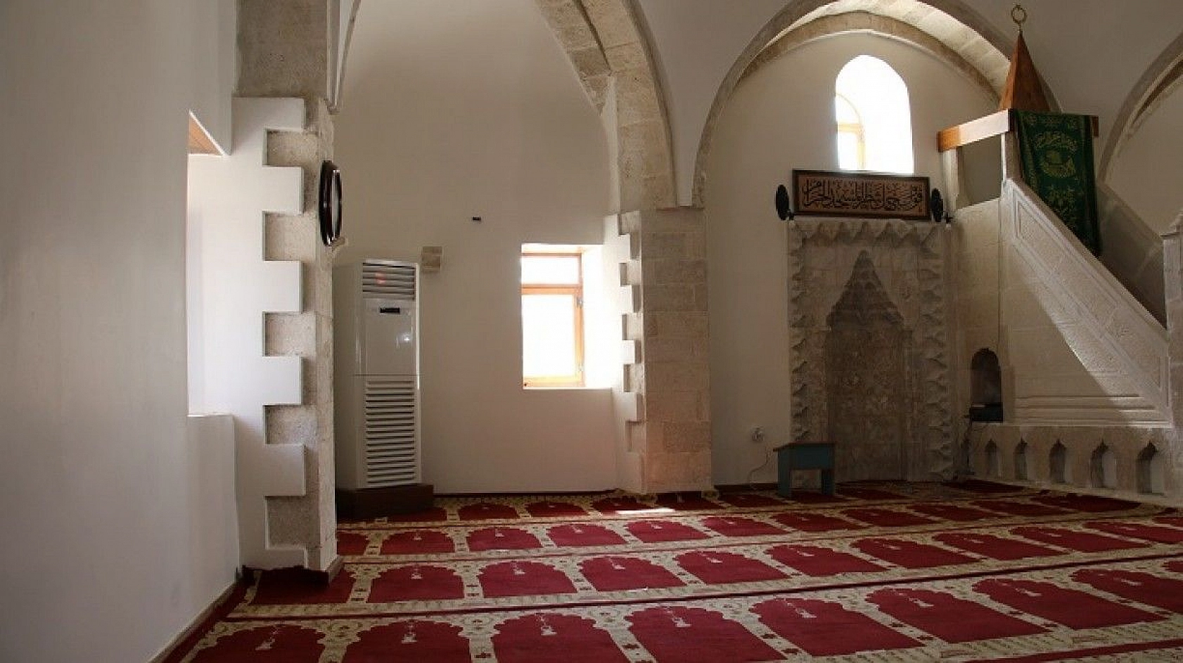 Fotoğraflarla 386 yıllık Sultan 4. Murat Camii