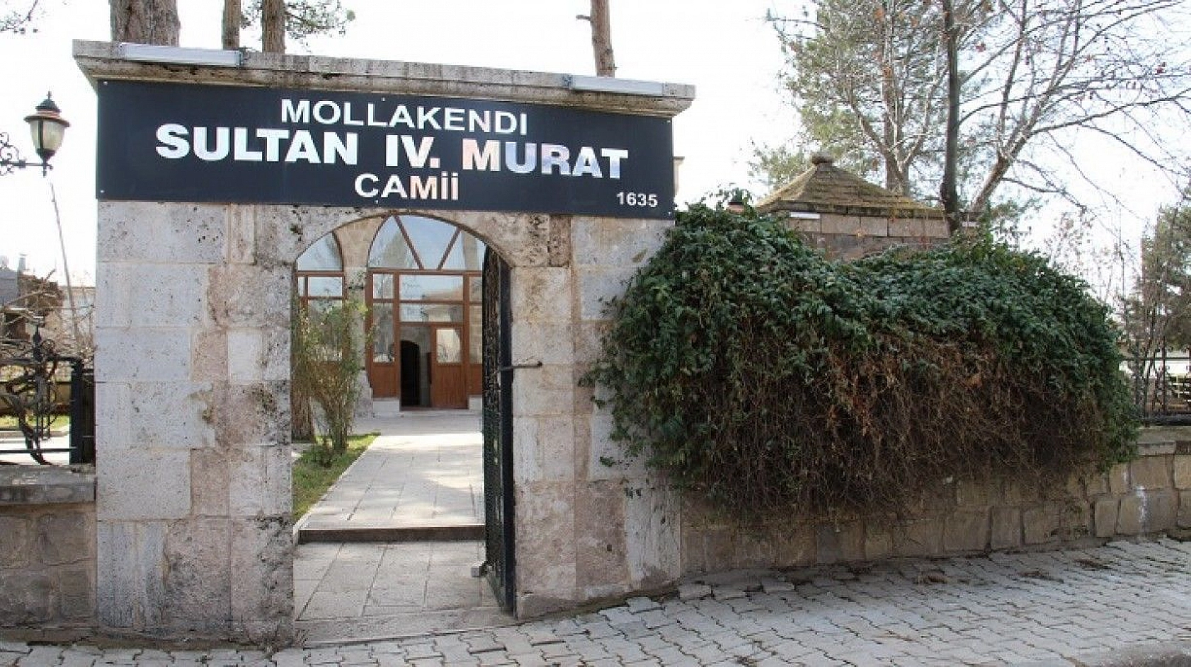 Fotoğraflarla 386 yıllık Sultan 4. Murat Camii