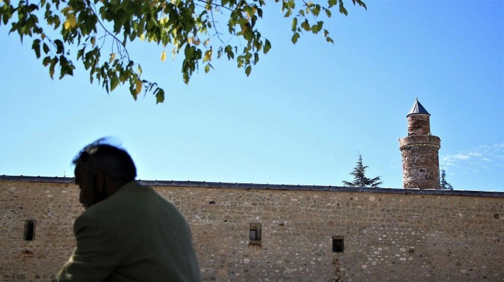 Bu yıl gelemeyenlere özel Ulu Cami'den muhteşem kareler...