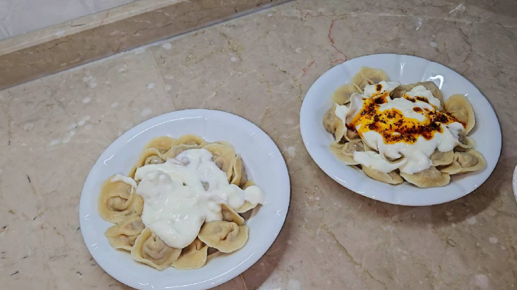 Elazığlı ev hanımları mantıyı bu yöntemle hazırlıyor! Tadı damak çatlatıyor