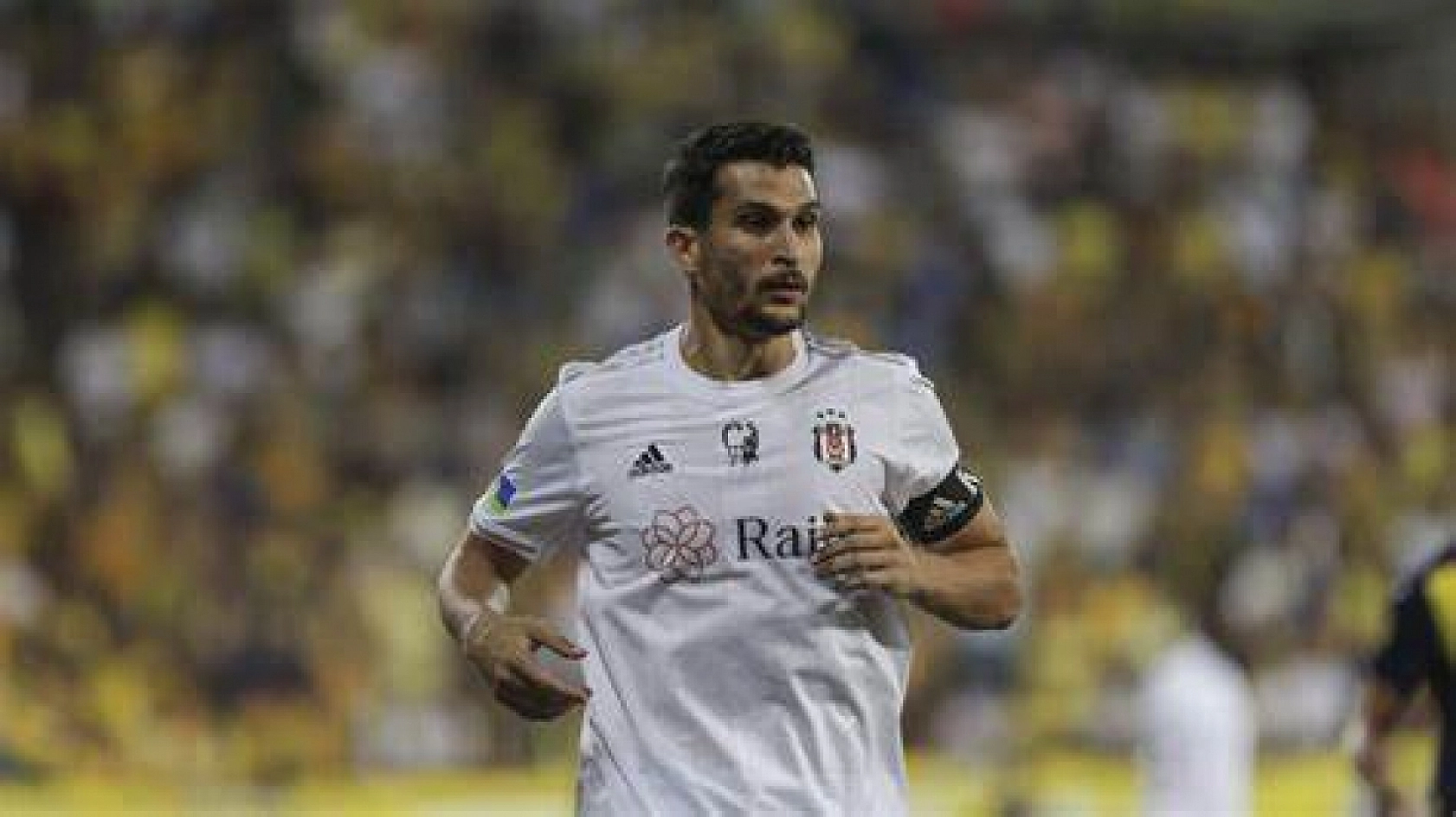 Necip Uysal'ın durumu ne oldu? Beşiktaş'a yeni şok… Uzun süre yer alamayabilir