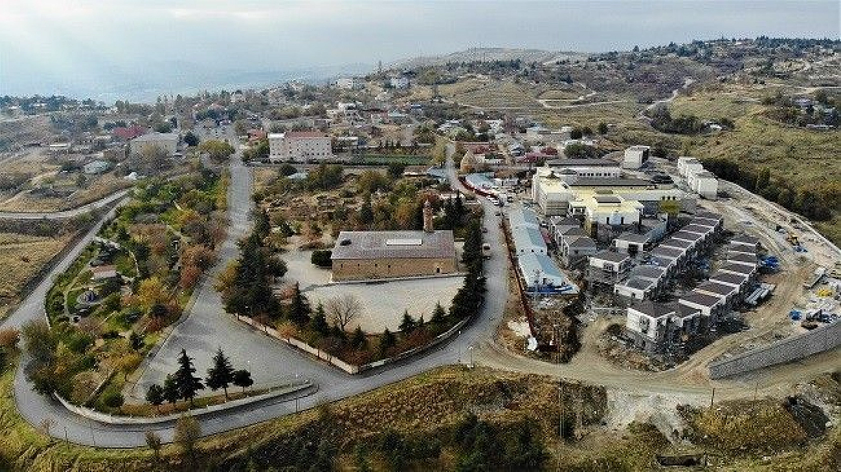 Sessizliğe Bürünen Medeniyetler Beşiği Harput'ta Sonbahar Güzelliği