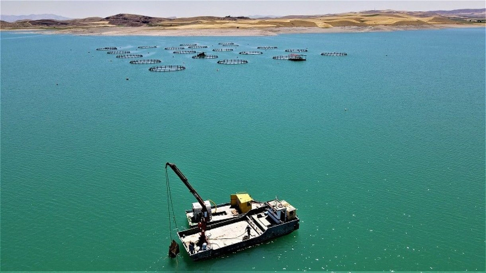 Yarımada konumundaki Elazığ, sualtı flora ve faunasıyla dikkat çekiyor