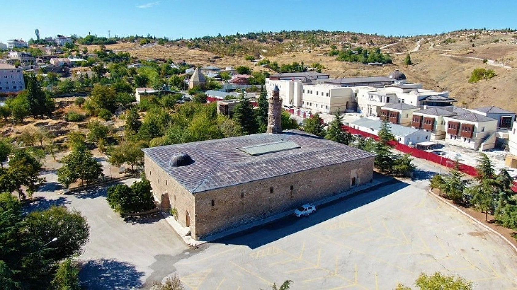 Bu yıl gelemeyenlere özel Ulu Cami'den muhteşem kareler...