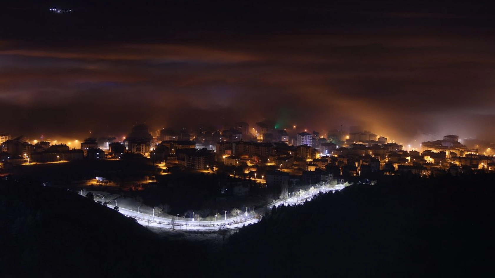 Paris Değil, Elazığ...