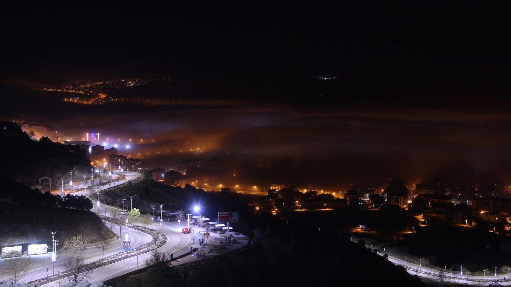 Paris Değil, Elazığ...