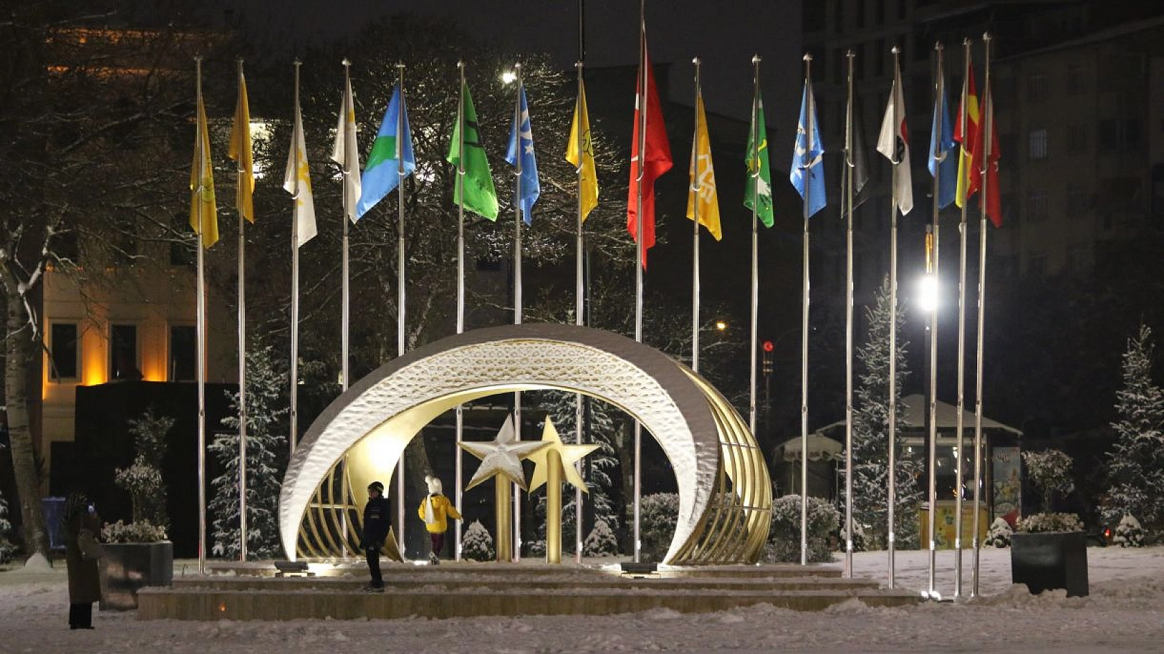 Elazığ'da kar kartpostallık görüntüler oluşturdu