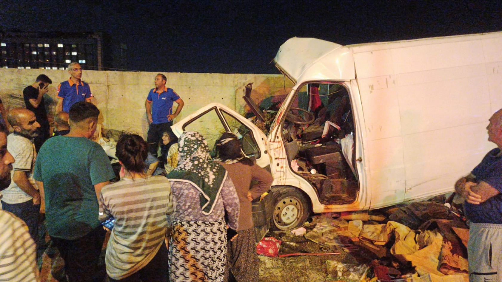 Elazığ'daki Korkunç Kazada Olay Yerinden İlk Görüntüler
