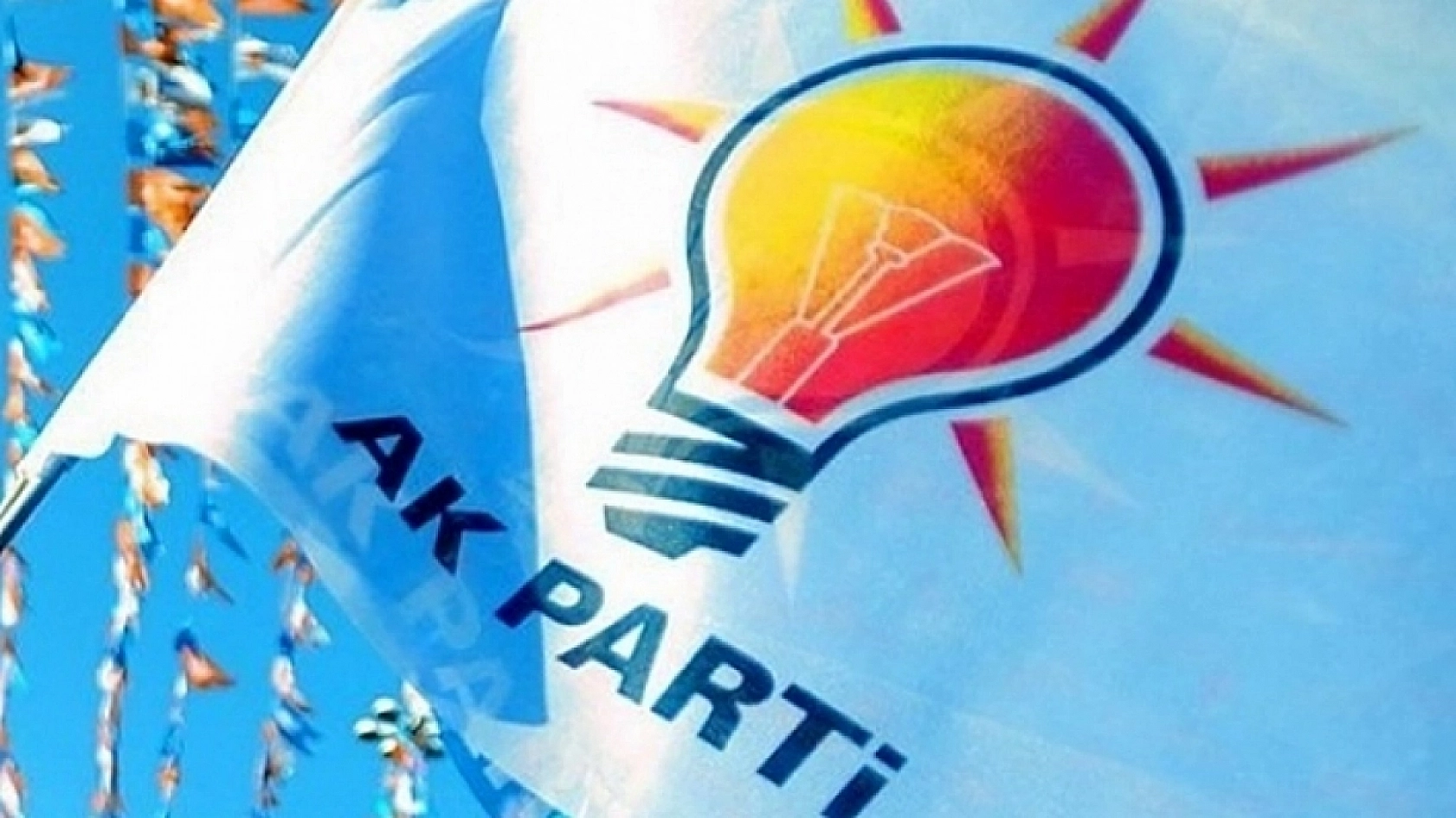 AK Parti kurucu başkanı hayatını kaybetti