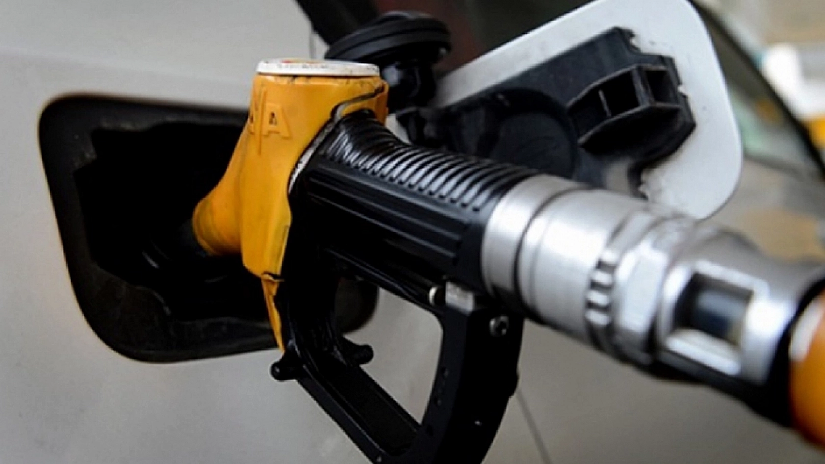 Elazığlı araç sahipleri müjde! Benzine indirim geliyor