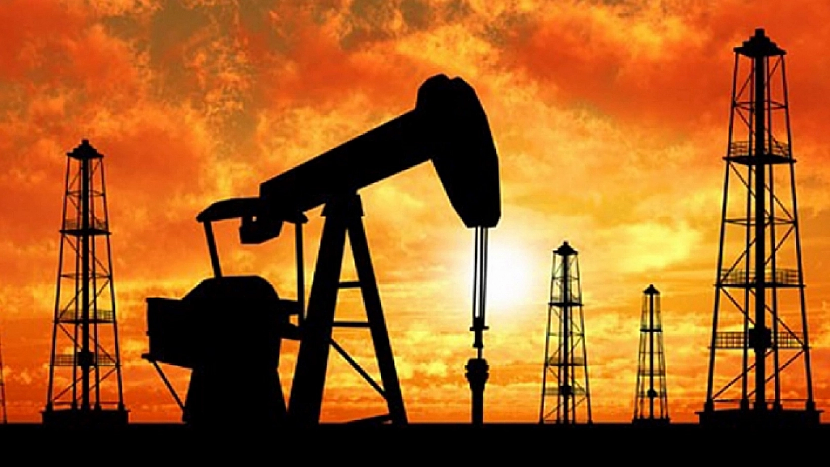 Petrol fiyatlarındaki düşüş Elazığlıların yüzünü güldürecek