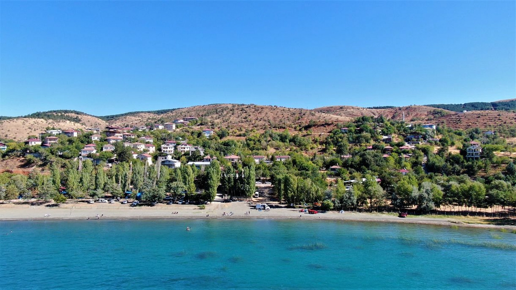 Sonbaharda kampın adresi doğunun gizli cenneti 'Hazar Gölü'