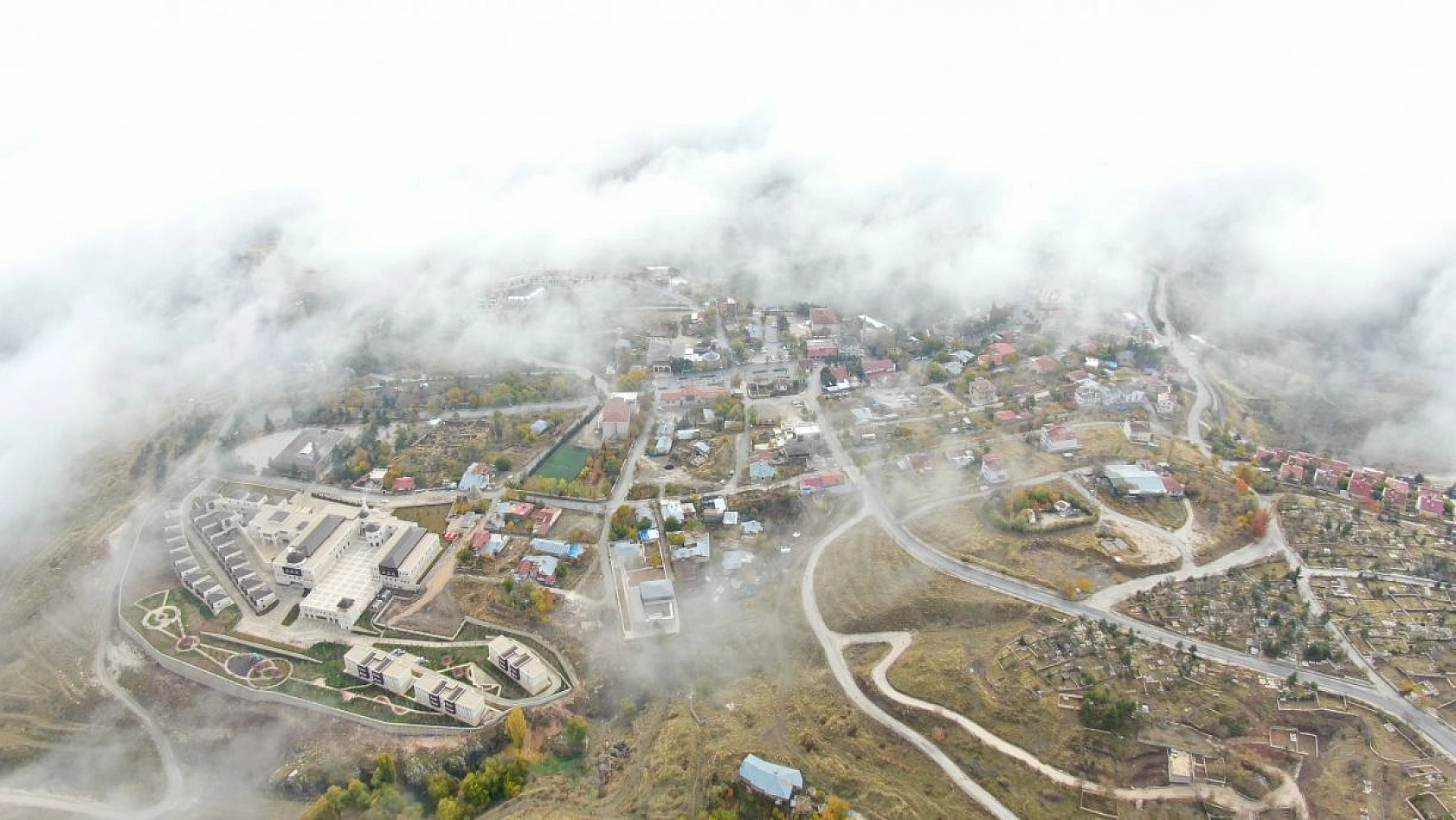 Elazığ sis denizinde kayboldu, ortaya kartpostallık görüntüler çıktı