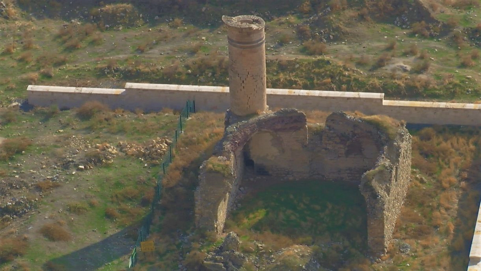 7 bin yıllık Palu ilçesi, ihtişamı ile yıllara meydan okuyor