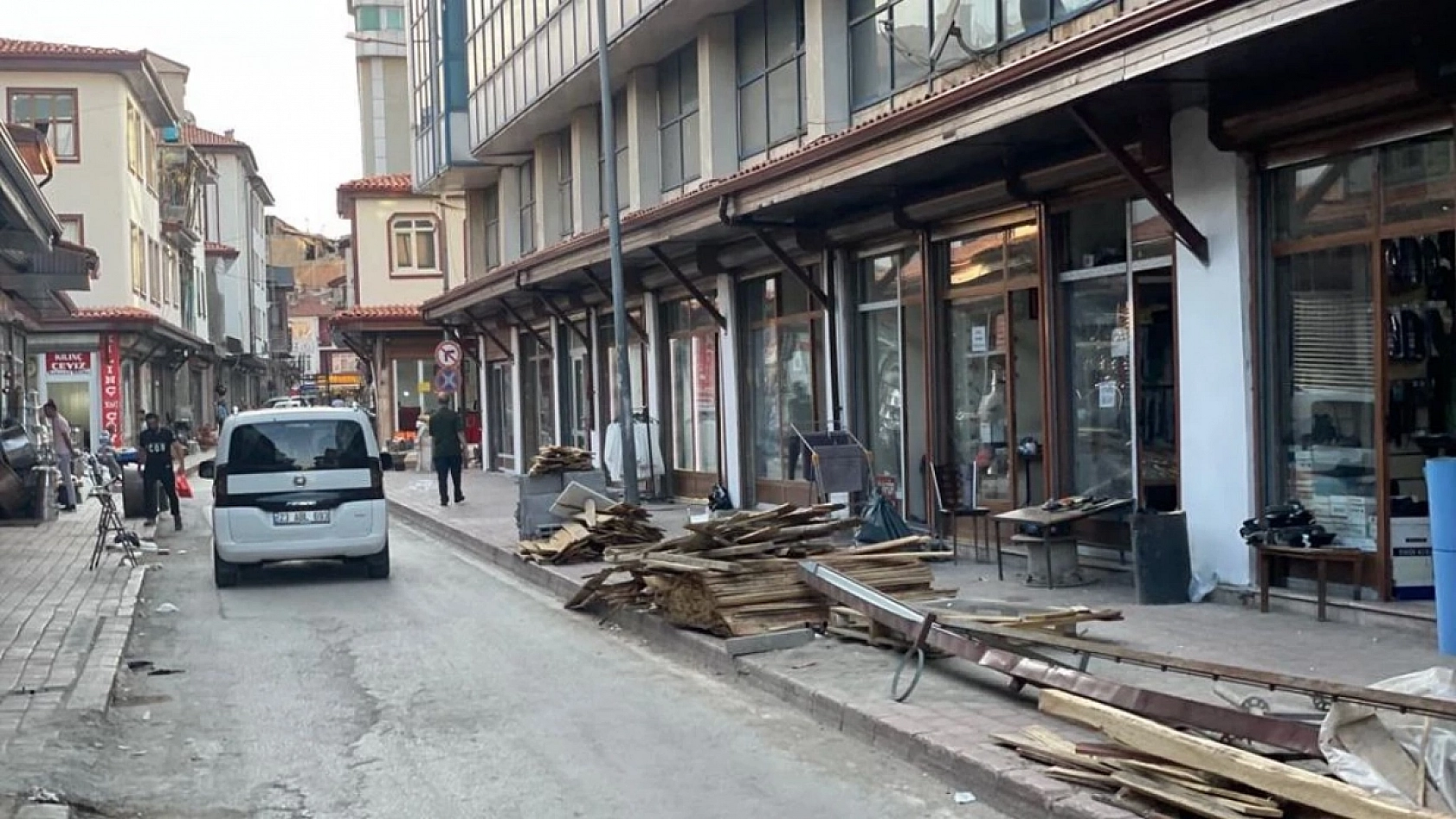Elazığlılar İşini Son Güne Bırakmaz, Mesai Erken Başladı Acele Edin!