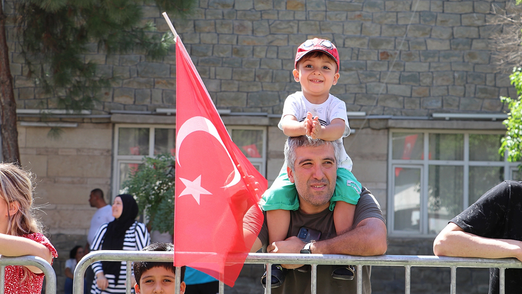 Elazığ'da Zafer Bayramı Coşkusu!