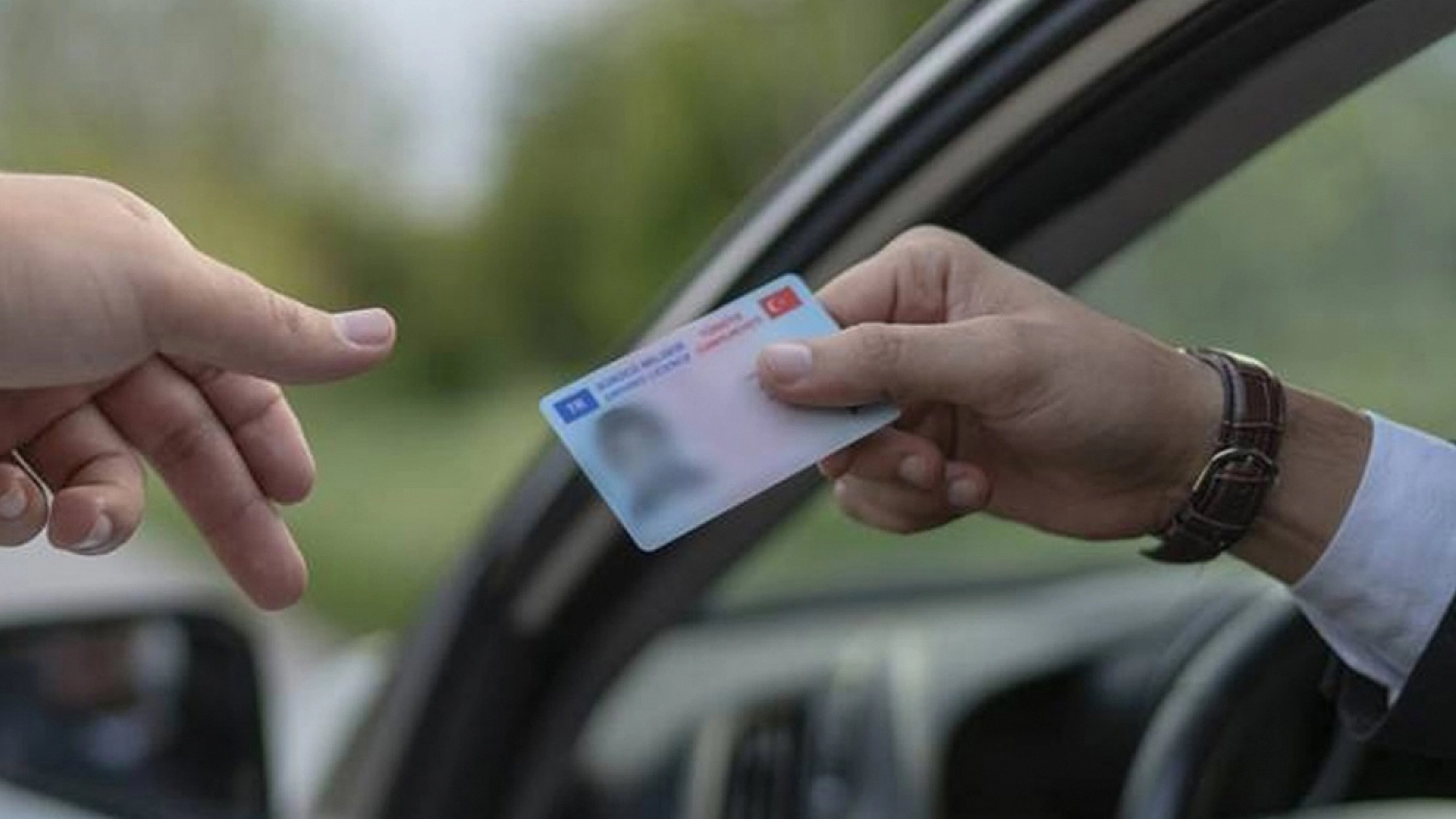 Elazığ'da almayan yandı: Ehliyet ücretlerine kallavi zam!