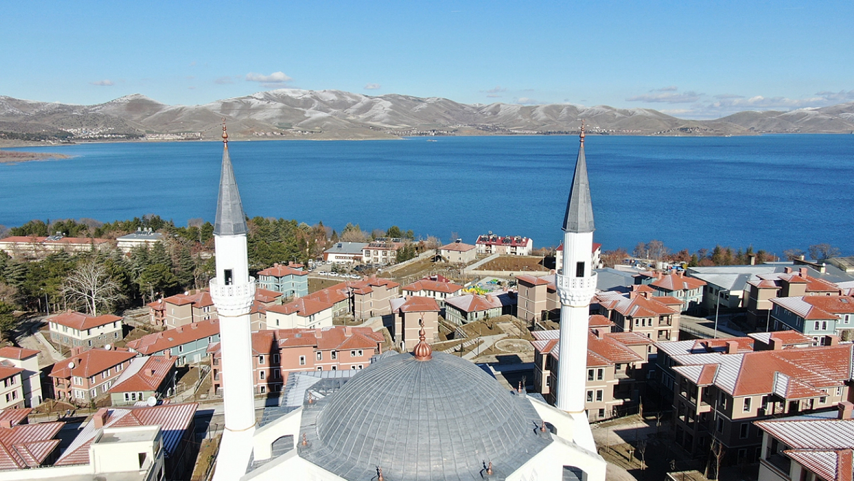 Elazığ'ın o İlçesini TOKİ yeniledi