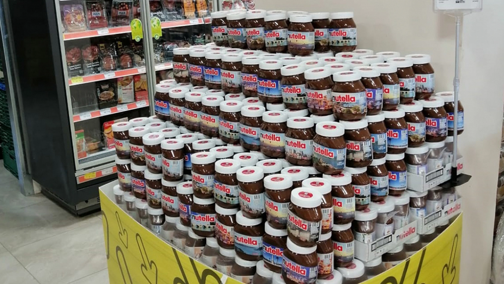 Elazığ'ın ünlü marketi haftalık indirimleri duyurdu: 1 alana 1 bedava devri devam ediyor